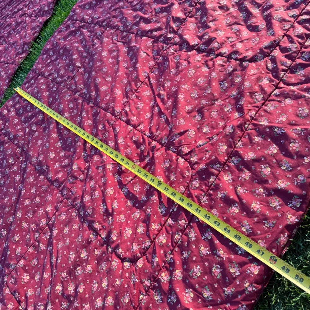Vintage Cannon Floral Calico Quilted Bedspread Red Cottagecore Made in USA 94x81